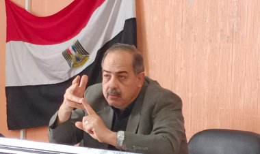 رئيس مدينة دسوق يلتقي بالمواطنين و يناقش عدد من القرارات