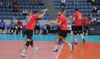 «رجال طائرة الأهلي» يفوز على السيب العماني ويتأهل لنهائي البطولة العربية