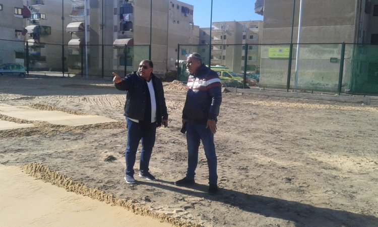 سكرتير عام بورسعيد يتابع أعمال الصرف الصحي والنظافة بمنطقة الحرية وبجوار الاستاد
