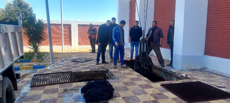 رفع مياه الأمطار بعدد من مدن كفر الشيخ