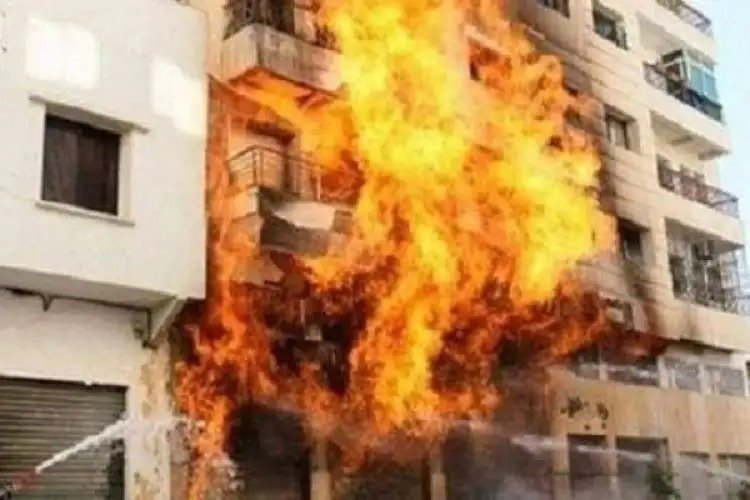 مصرع طفل في حريق شقة سكنية بكرداسة