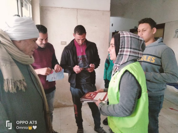 إجراء الكشف الطبي على 1303 مواطنين بقافلة جامعة كفر الشيخ