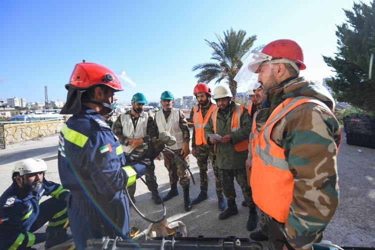 «الإمارات للبحث والإنقاذ» يبدأ تدريب الدفاع المدني السوري على المعدات الفنية المتطورة