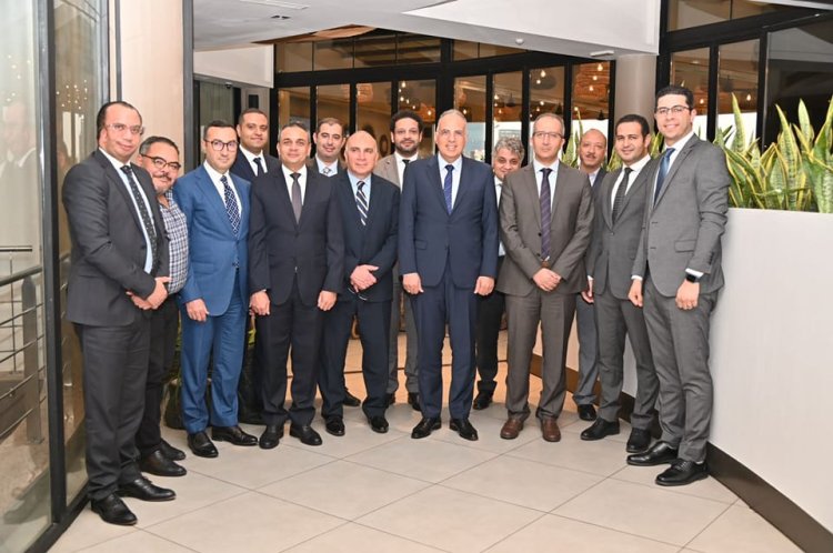 وزير الرى يلتقى ممثلى الشركات المصرية العاملة فى الكونغو