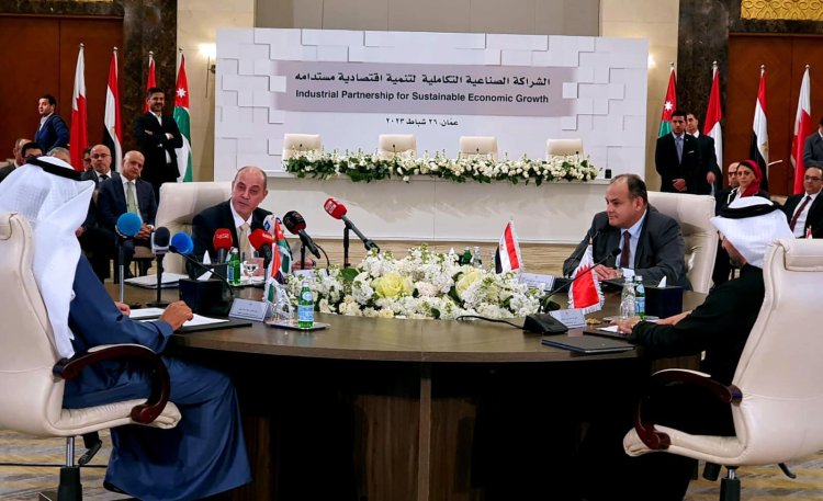 انطلاق الاجتماع الثالث للجنة العليا للشراكة الصناعية التكاملية بالعاصمة الأردنية عمّان