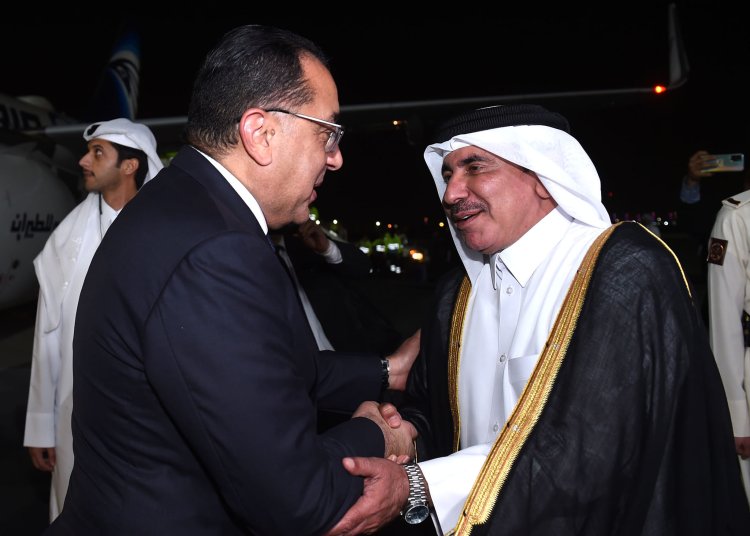 رئيس الوزراء يصل إلى مطار الدوحة الدولي