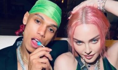 يصغرها بـ40 عامًا.. مادونا تنفصل عن حبيبها أندرو دارنيل