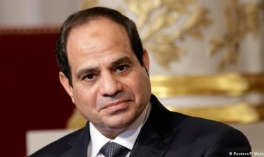 السيسي يقرر زيادة أجور العاملين والمعاشات.. واقتصاديون: «خفف أوجاع المواطنين وعكس جهود التنمية».. خاص