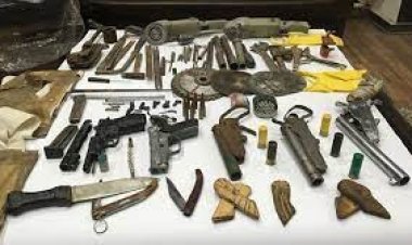 ضبط ورشة لتصنيع الأسلحة النارية وبداخلها عدد من الأسلحة النارية بقصد الإتجار بالجيزة