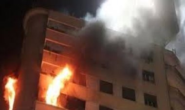 النيران تحاصر عدد من الأشخاص داخل شقة بشارع العشرين بفيصل والحماية المدنية تكافح لإخراجهم