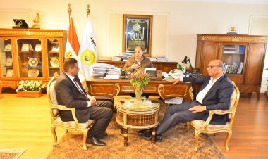 محافظ أسيوط يناقش مع أعضاء مجلس النواب عددًا من القضايا بالقطاعات الخدمية المختلفة