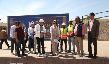 وزيرة الثقافة تتفقد مسرح فوزي فوزي بأسوان وتوجه باستحداث منافذ بيع للكتب واستغلال الفراغات