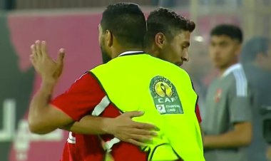 الأهلي يكتفي بهدفين في الشوط الأول أمام القطن الكاميروني بدوري الأبطال