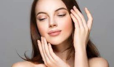 أساسيات العناية بالبشرة لتصبحى أكثر توهجًا بعد الثلاثين