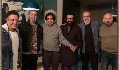 بتوقيع عبد الرحمن الأبنودي.. محمد منير يغني تتر «عملة نادرة»