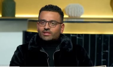 عمر السعيد: «كل ما أصحاب واحدة تقرفني في حياتي»