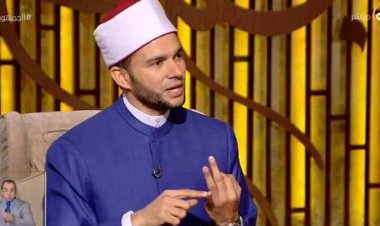 عالم أزهري يوضح: «5 ليال لا يرد فيها الدعاء»