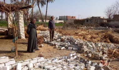 إزالة 5 حالات بناء مخالف بمركز ديرمواس في المنيا