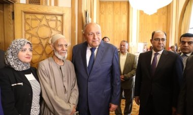 وزير الخارجية يفتتح معرض المنتجات المصرية التراثية «اشترى مصري» في نسخته العاشرة
