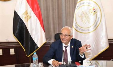 «حجازي»  أمام الشيوخ: إتاحة نموذج امتحانات الثانوية العامة الأسبوع الحالي