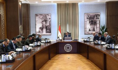 رئيس الوزراء يتابع موقف توصيل المرافق لمشروع تطوير عواصم المحافظات