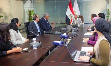 وزيرة البيئة تبحث آخر مستجدات الاستثمار في شهادات الكربون الطوعية