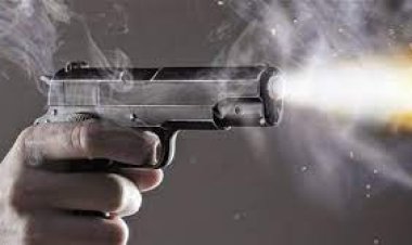 «عشان خمس بسيارته».. إصابة شاب بطلق ناري على يد ابن عمه في قنا