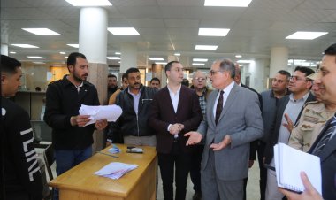 محافظ كفر الشيخ يتفقد المركز التكنولوجي بالديوان العام ويلتقي بالمواطنين