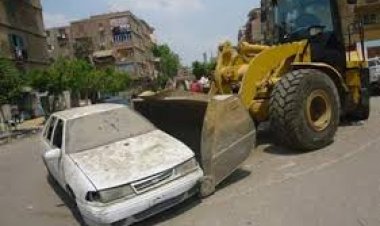 المرور: تحرير 2297 مخالفة عدم تركيب الملصق الإلكتروني ورفع 56 سيارة ودراجة نارية متهالكة من الشوارع