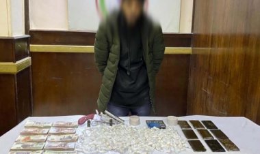 القبض على 3 أشخاص بحوزتهم حشيش وهيروين وأقراص مخدرة بالسلام وعين شمس (صور)