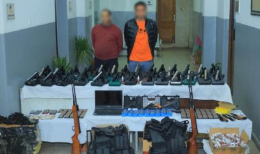 العثور على 46 طبنجة وبندقية بحوزة شخصين بالشرقية