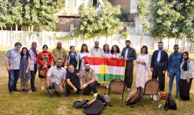 بالصور.. الجمهور يتلاحم مع عرض الموت فى الفصول الأربعة بمسرح الجنوب 