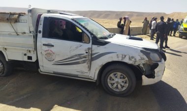 صور| إصابة 13 عامل في حادث انقلاب سيارة بالطريق الإقليمي