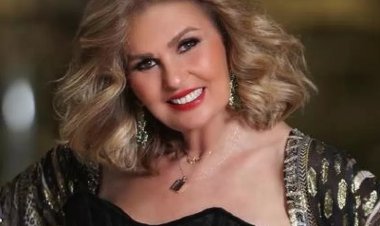 يسرا تكشف عن سر غيابها عن حفل زفاف حسن شاكوش