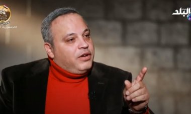 تامر عبدالمنعم: محمد رمضان بدأ مشواره بدون مساعدة ووصل بدراعه (فيديو)