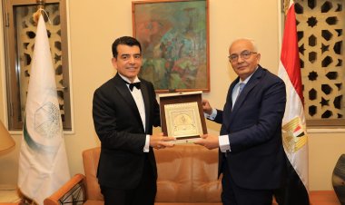 وزير التربية والتعليم يبحث مع مدير عام «الإيسيسكو» تطوير قدرات المعلمين
