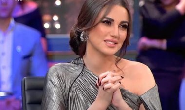 درة تدافع عن منى زكي بعد حملة انتقادات لمسلسلها الجديد