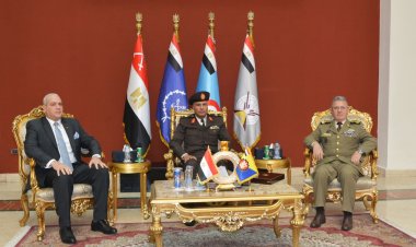 القوات المسلحة تنظم زيارة إلى الكلية الفنية العسكرية للملحقين العسكريين العرب والأجانب