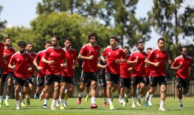 طبيب الأهلي يطمئن على حالة لاعبي الفريق في المنتخب الوطني