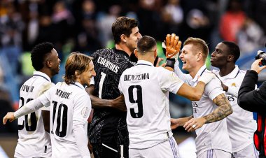 بنزيما يقود هجوم ريال مدريد أمام ليفربول في دوري الأبطال