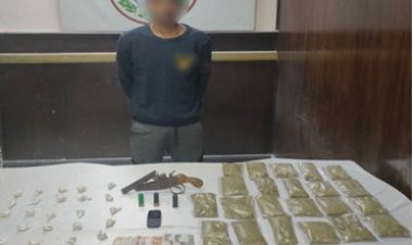 ضبط عاطل بحوزته «فرد خرطوش و2 كيلو استروكس» بالمعصرة