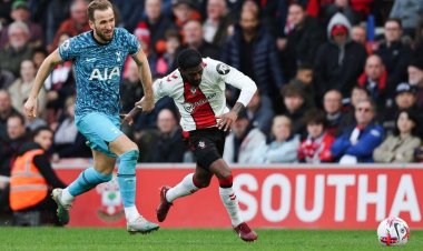 ساوثهامبتون يُسقط توتنهام في فخ التعادل