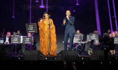 تامر عاشور: أنغام صوت مصر والدنيا كلها