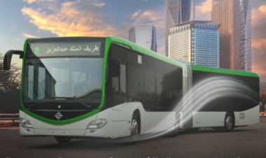«حافلات الرياض» تغزو شوارع العاصمة السعودية