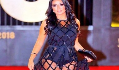 رانيا يوسف: مش ندمانة على «فستان البطانة» وكنت شايفة أنه عادي