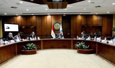 وزير البترول: برامج وخطط غير تقليدية لزيادة إنتاج الشركات