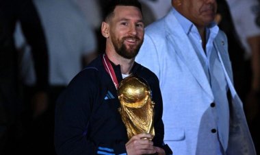 ميسي يشارك في مباراة ودية بالأرجنتين احتفالا بكأس العالم