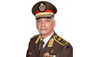 وزير الدفاع يهنئ الرئيس السيسي بحلول شهر رمضان الكريم