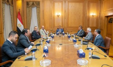 وزير الدولة للإنتاج الحربي يستقبل وفد فوجي سينو الصينية لبحث التعاون المشترك