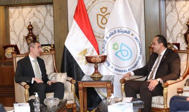 رئيس هيئة الرعاية الصحية يبحث مع المدير الإقليمي لشركة فايزر سبل استمرار تعزيز التعاون